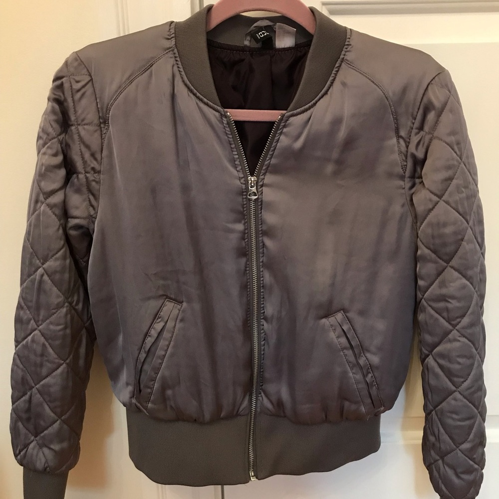 H&M Bomber jacket. Wore once.